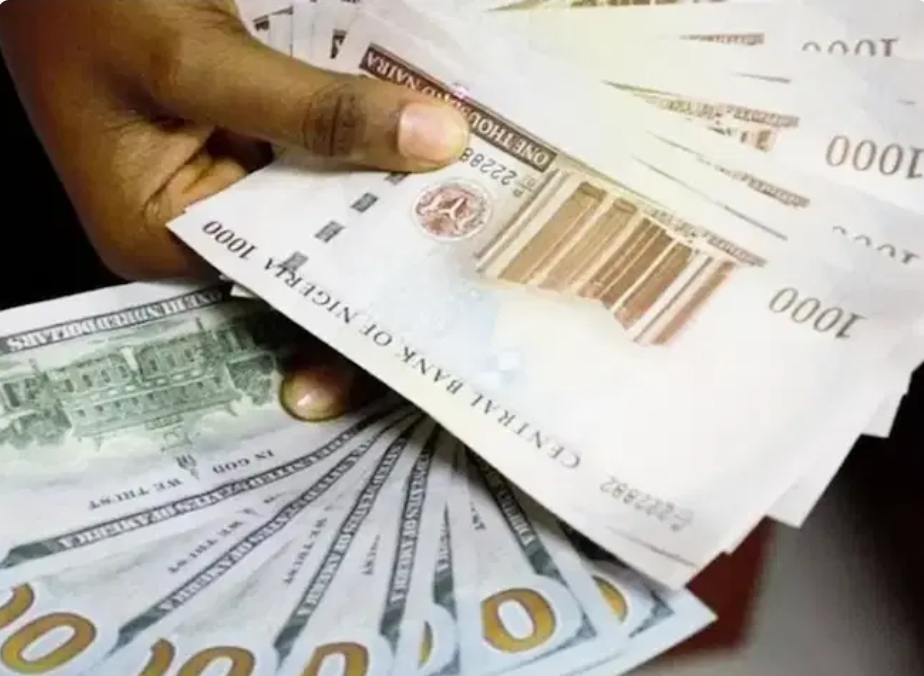 Naira Depreciates to N1,570/$ in Parallel Market, Gains in Official Window